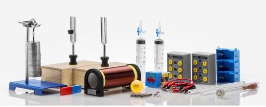 Physics kit - for covering electricity, waves, magnetism and Newton mechanics